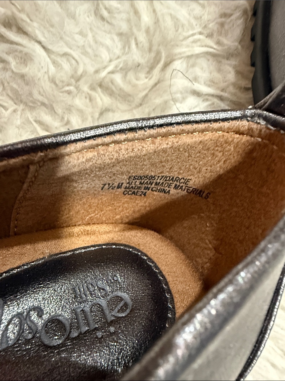 Eurosoft Darcie Shoes Womens Size 7.5
Silver Wedge Flats Slip On Comfort
Casual - Picture 9 of 10